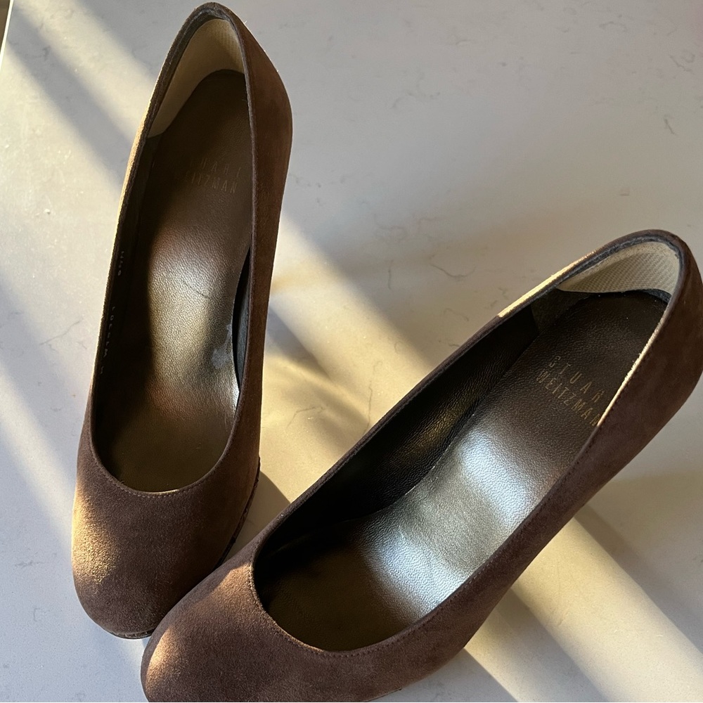Stuart Weitzman Platswoon Pumps - Picture 13 of 13